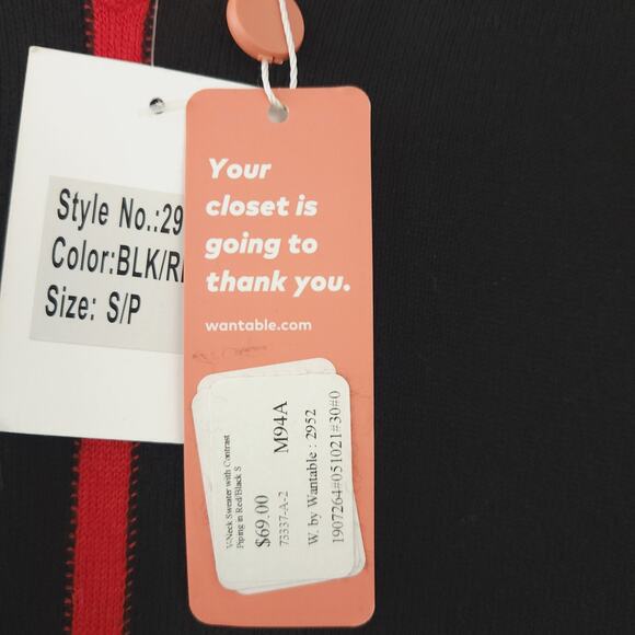 New Wantable Sweater Vneck Small Black with Red Piping Winter Topo - Picture 4 of 6